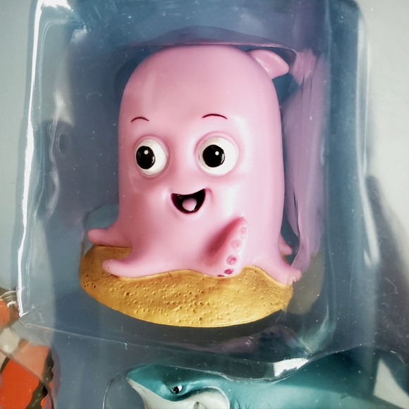 Disney Store Finding Nemo Action Figure Set - Picture 4 of 10